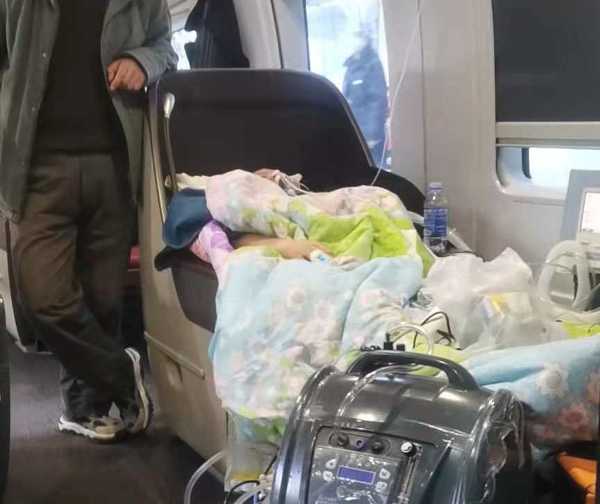 西双版纳高铁转运